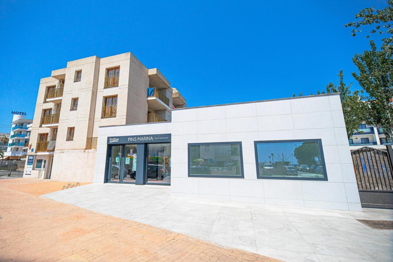 Rentalmar Pins Marina Cambrils Buitenkant foto