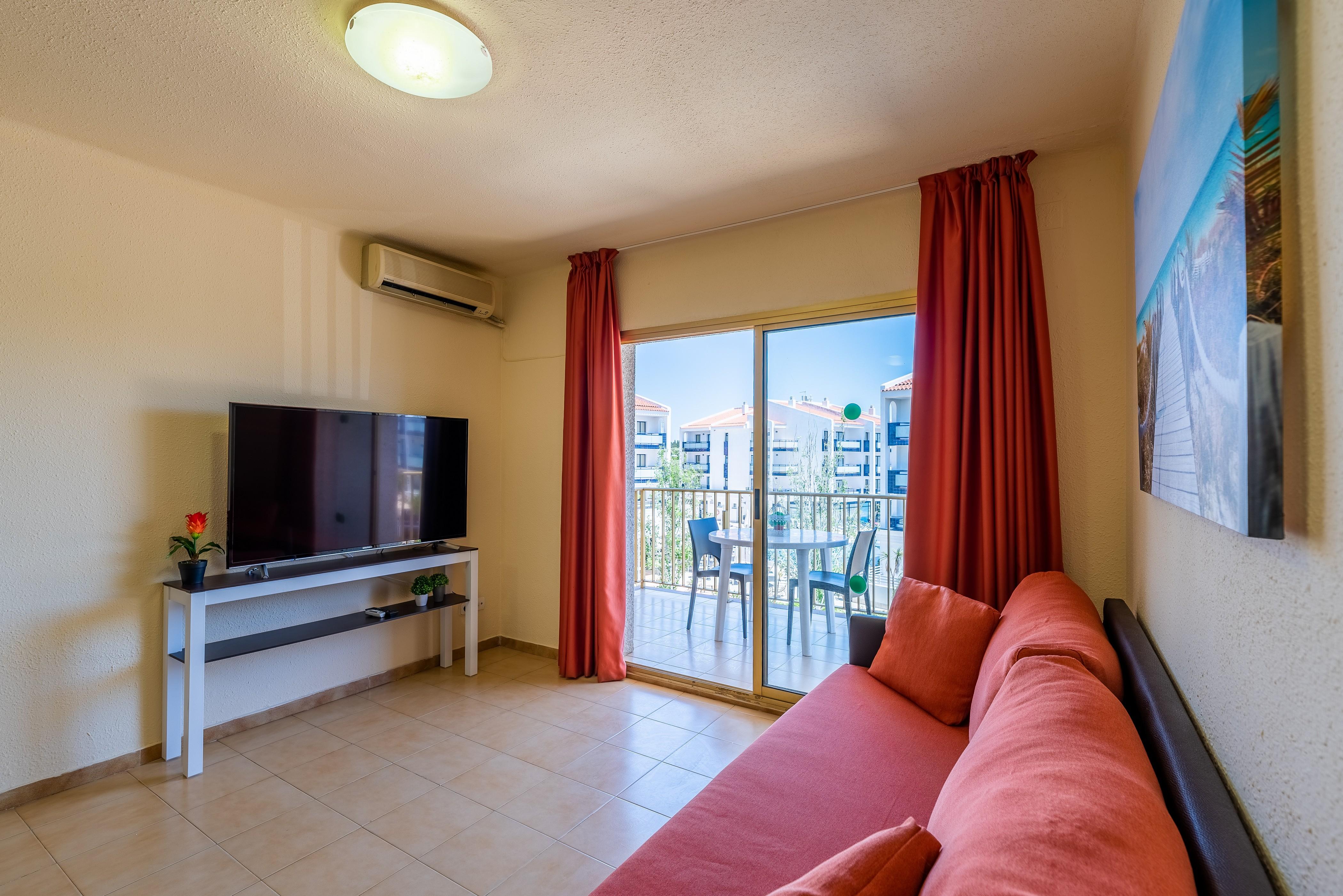 Rentalmar Pins Marina Cambrils Buitenkant foto