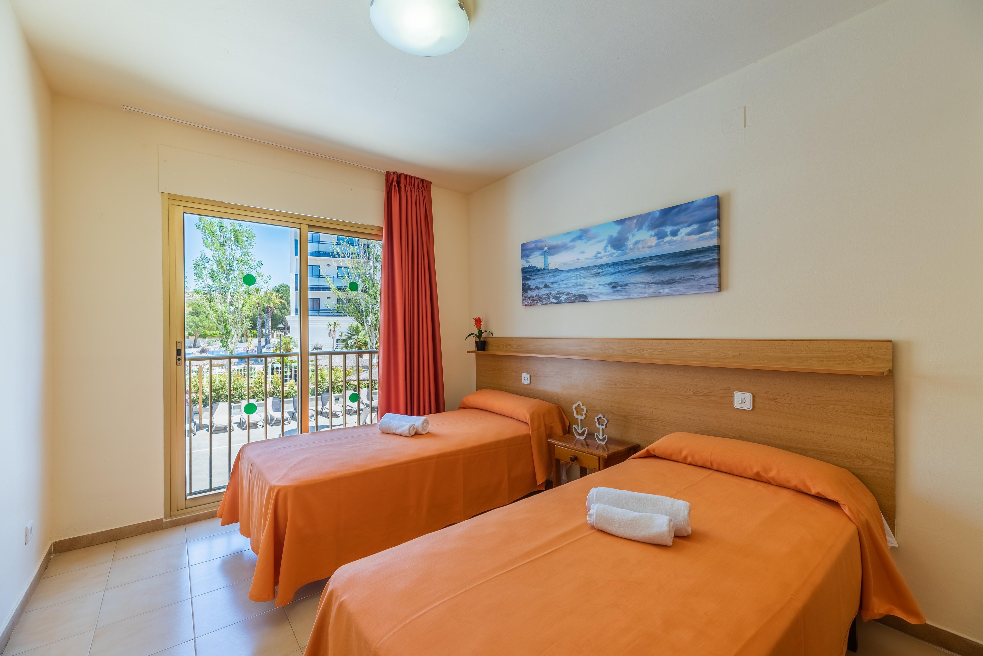 Rentalmar Pins Marina Cambrils Buitenkant foto