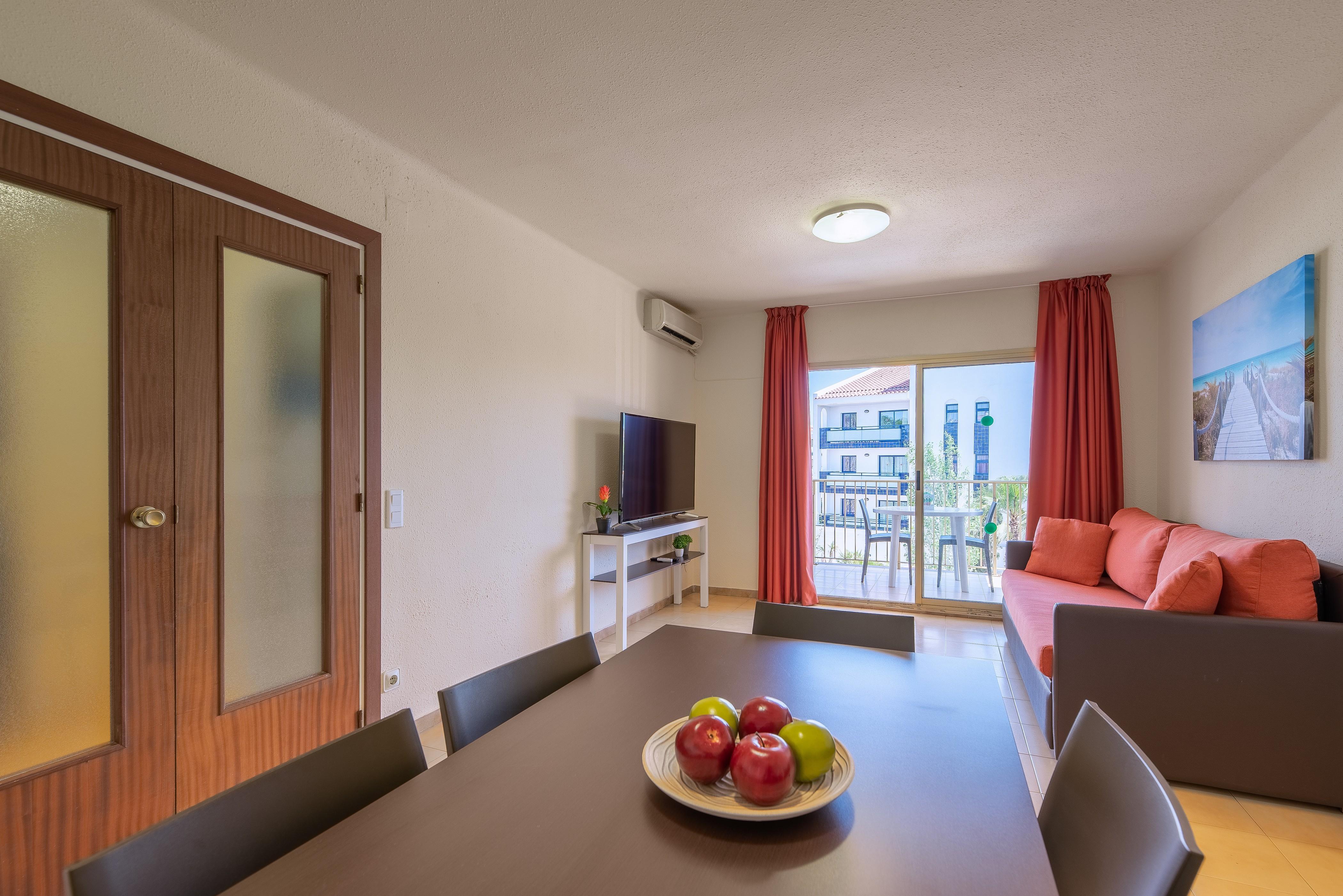 Rentalmar Pins Marina Cambrils Buitenkant foto