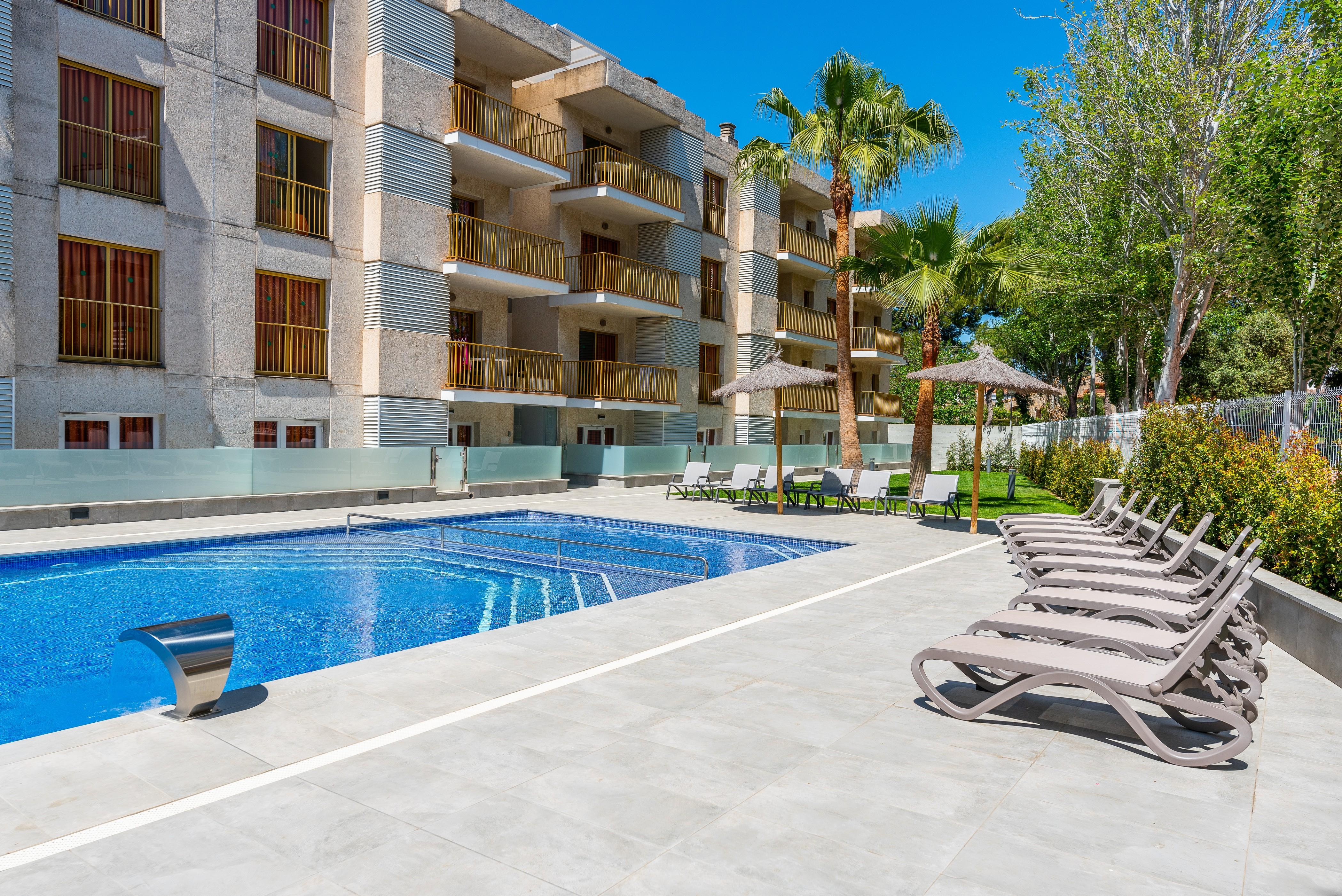 Rentalmar Pins Marina Cambrils Buitenkant foto