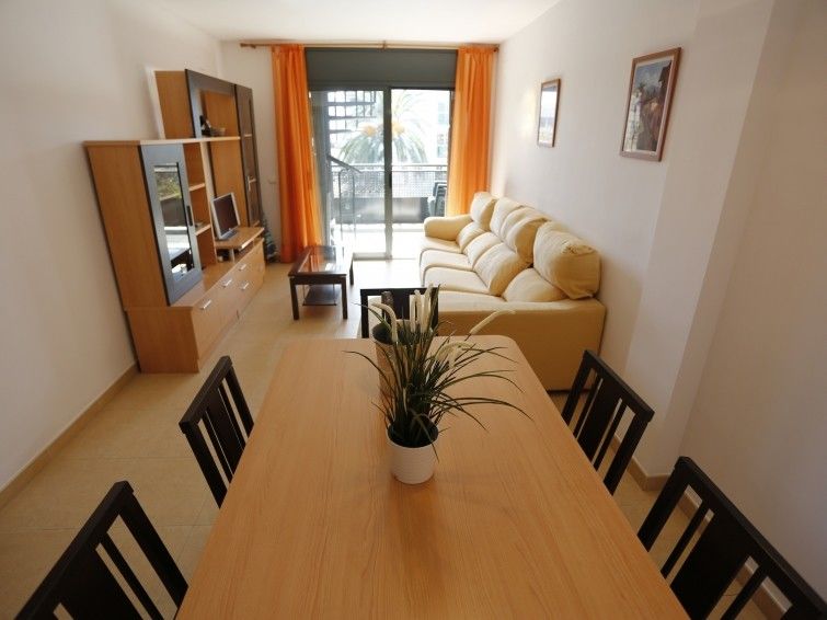 Rentalmar Pins Marina Cambrils Buitenkant foto