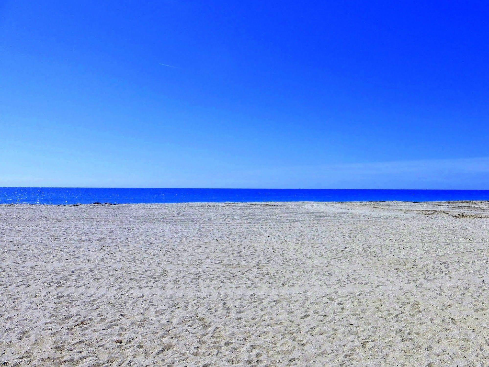 Rentalmar Pins Marina Cambrils Buitenkant foto